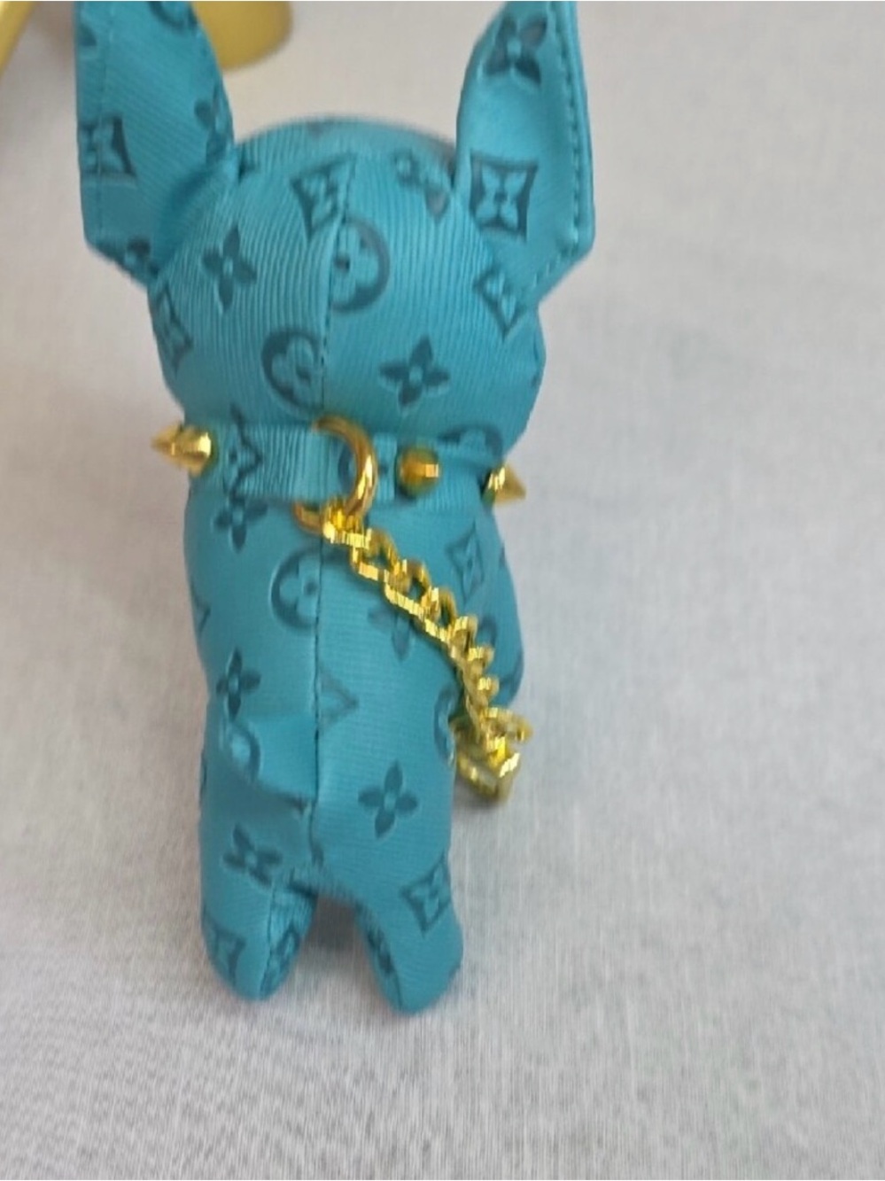 Luxury Blue Dog Key Charm with Gold Chain and Studs - Picture 6 of 6